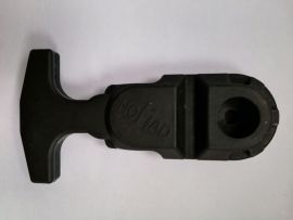 Nomad Rubber T Bar Latch